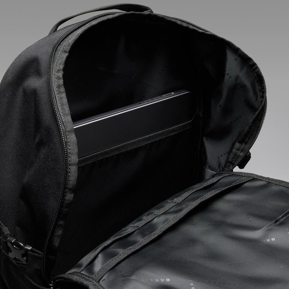 Oakley Enduro 25L Backpack Pitch Black
