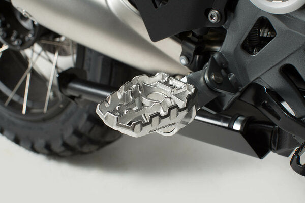 FOOTREST KIT SW MOTECH EVO BMW F750GS F850GS F850GS ADVENTURE S1000XR