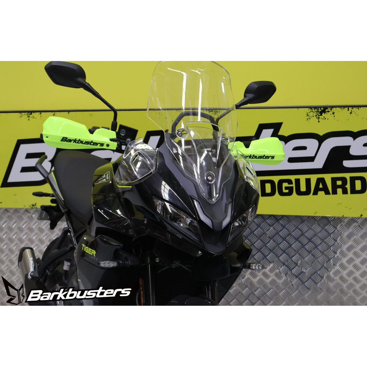 Barkbusters Handguard Fitting Kit Triumph Sport 800 - Black